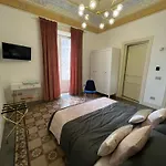 Sicilia Experience - Palazzo Nouveau Bed and Breakfast Κατάνια