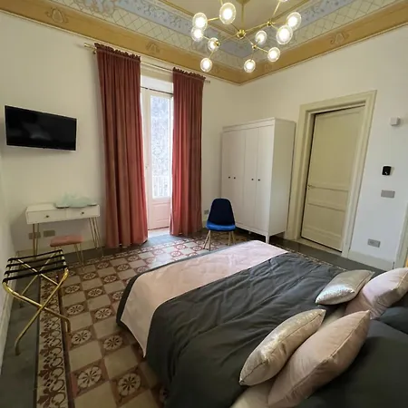 Sicilia Experience - Palazzo Nouveau Bed & Breakfast Catania